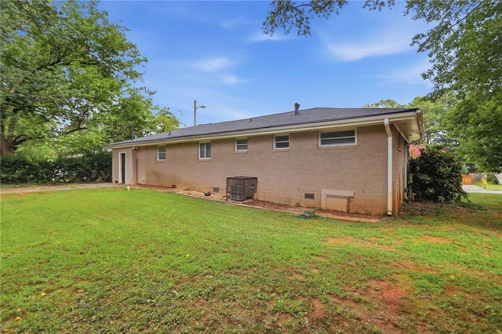 Collier Dr, Decatur, GA 30032