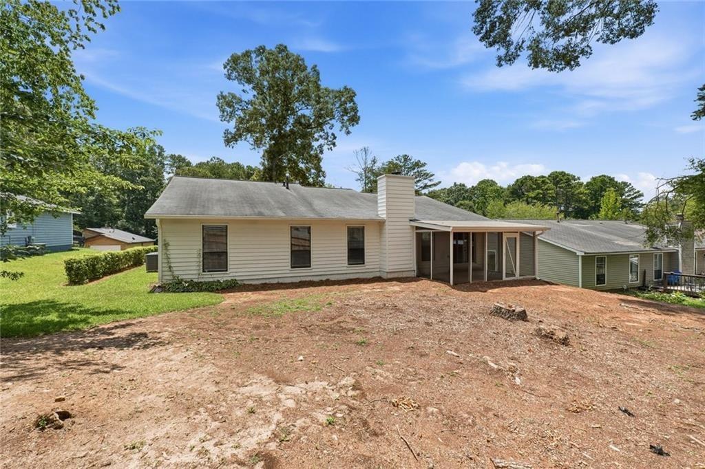 Glenwoods Ter, Riverdale, GA 30274