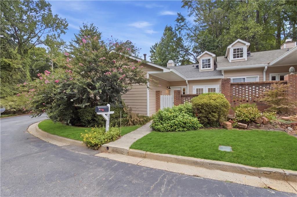 Crosswycke Forest Dr Ne, Brookhaven, GA 30319