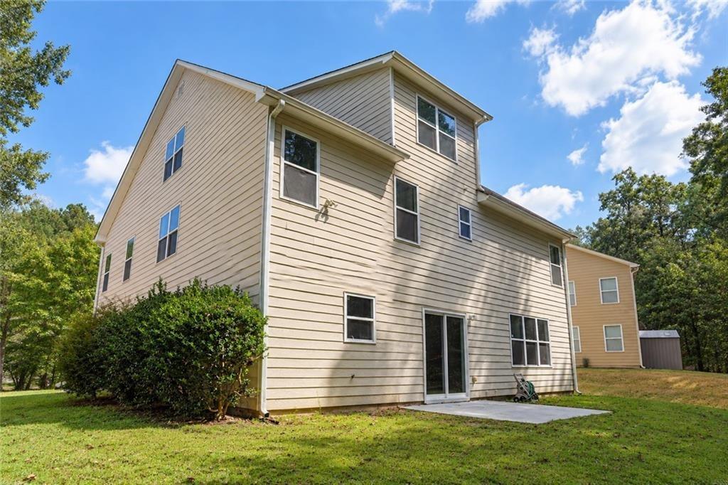 Temple Park Dr, Loganville, GA 30052