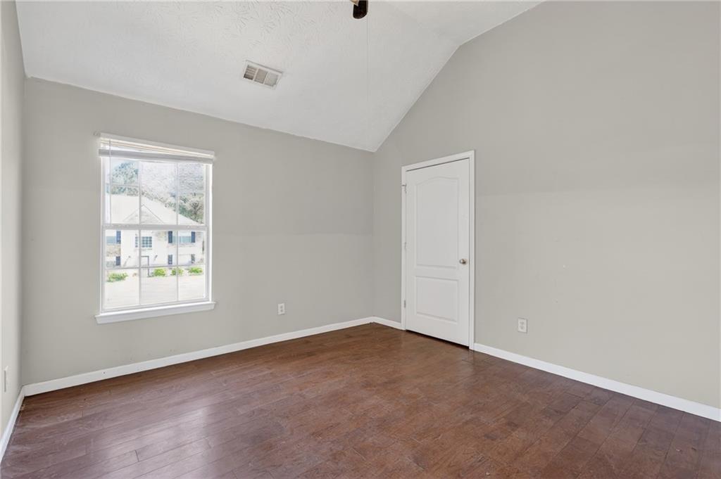 Brunswick Cir, Stockbridge, GA 30281