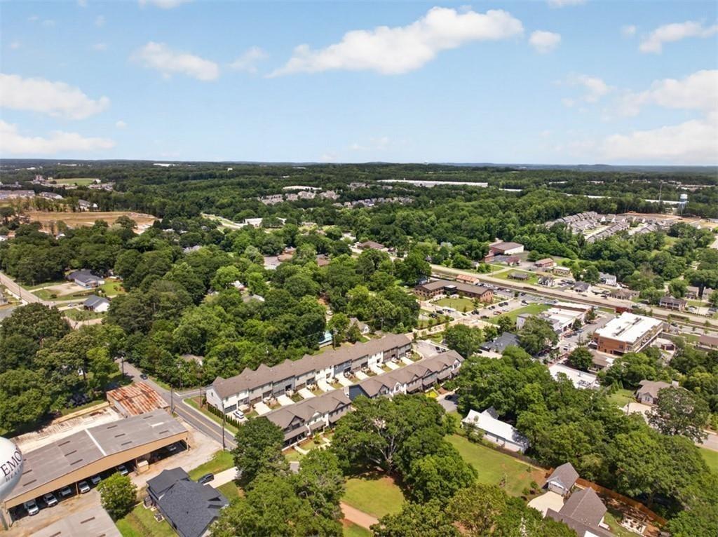 Pine St, Flowery Branch, GA 30542