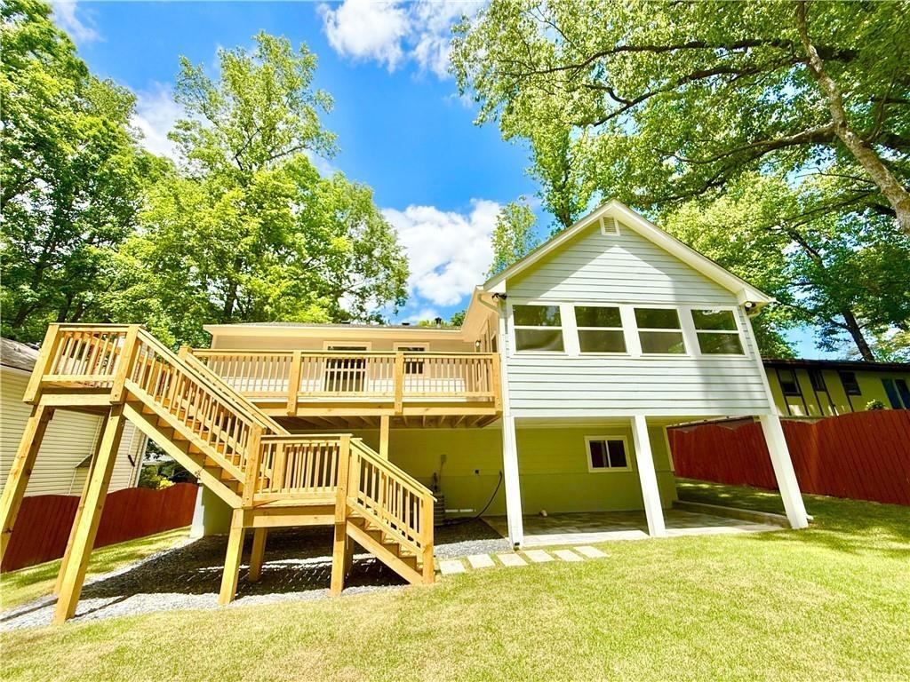 Lake Dr, Snellville, GA 30039