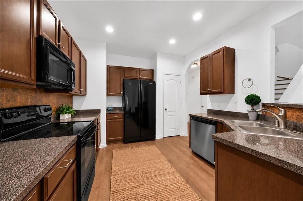 Pin Oak Ave, Woodstock, GA 30188