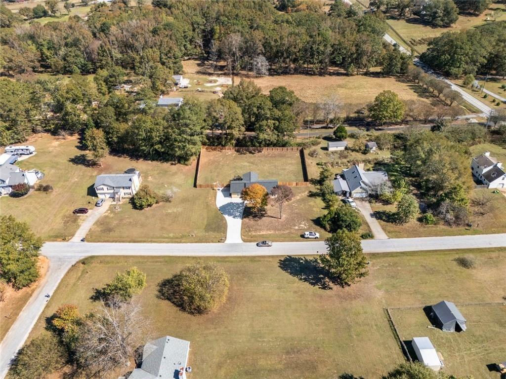 Raymonds Dr, Loganville, GA 30052