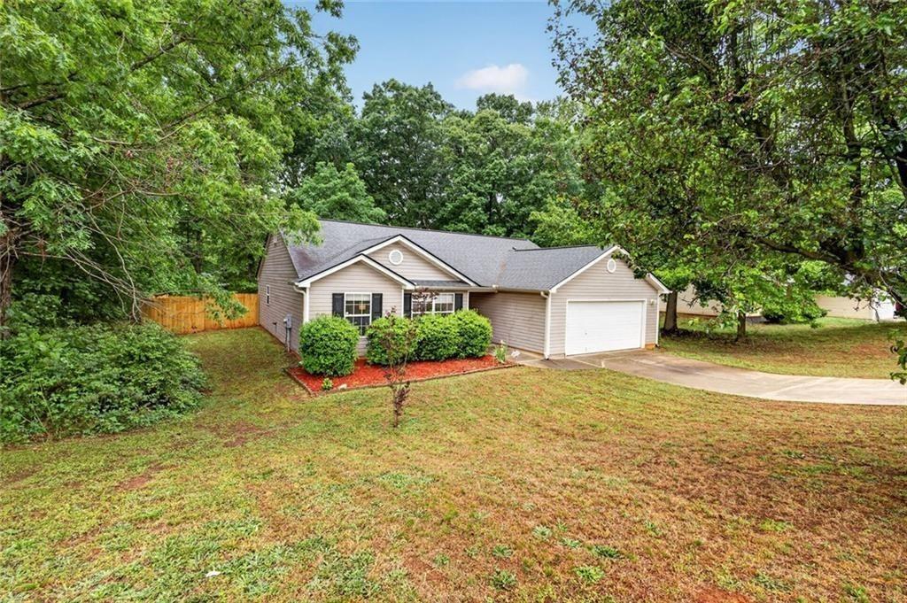 Raymond Dr, Winder, GA 30680