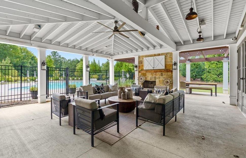 Foxhollow Ln, Alpharetta, GA 30004