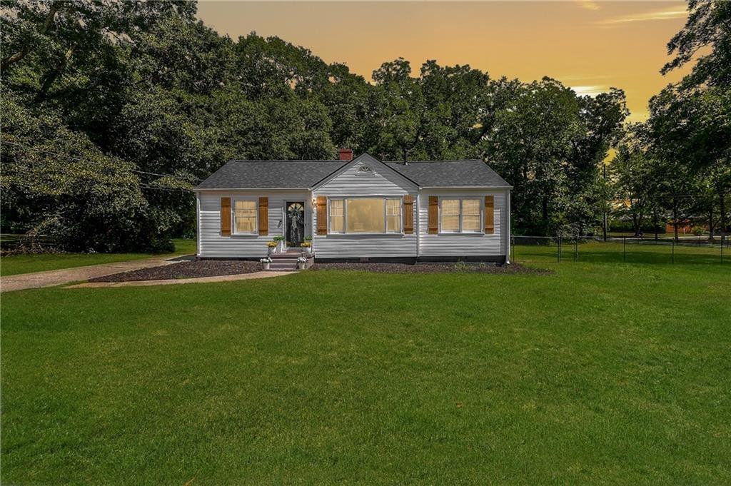 S Forest Ave, Social Circle, GA 30025