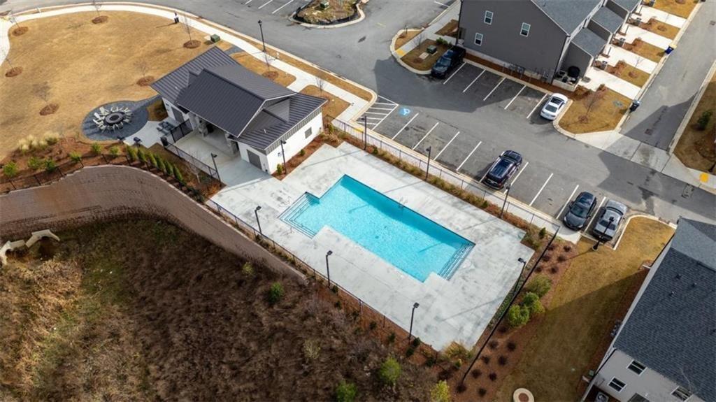 Parks Edge Ln Nw, Atlanta, GA 30318
