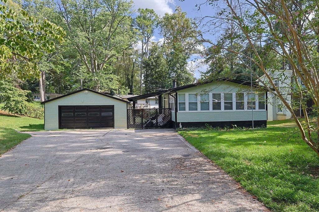Flamingo Dr, Decatur, GA 30033