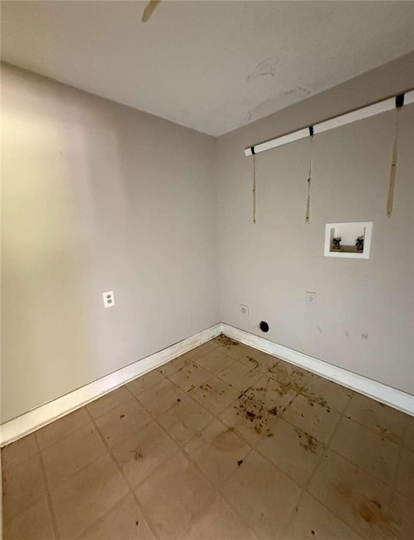 Lakeview Dr Sw, Covington, GA 30014