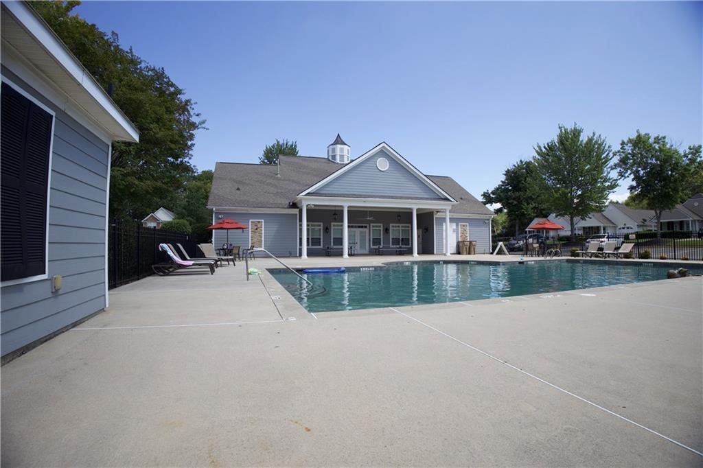 Cottage View Way, Cumming, GA 30040