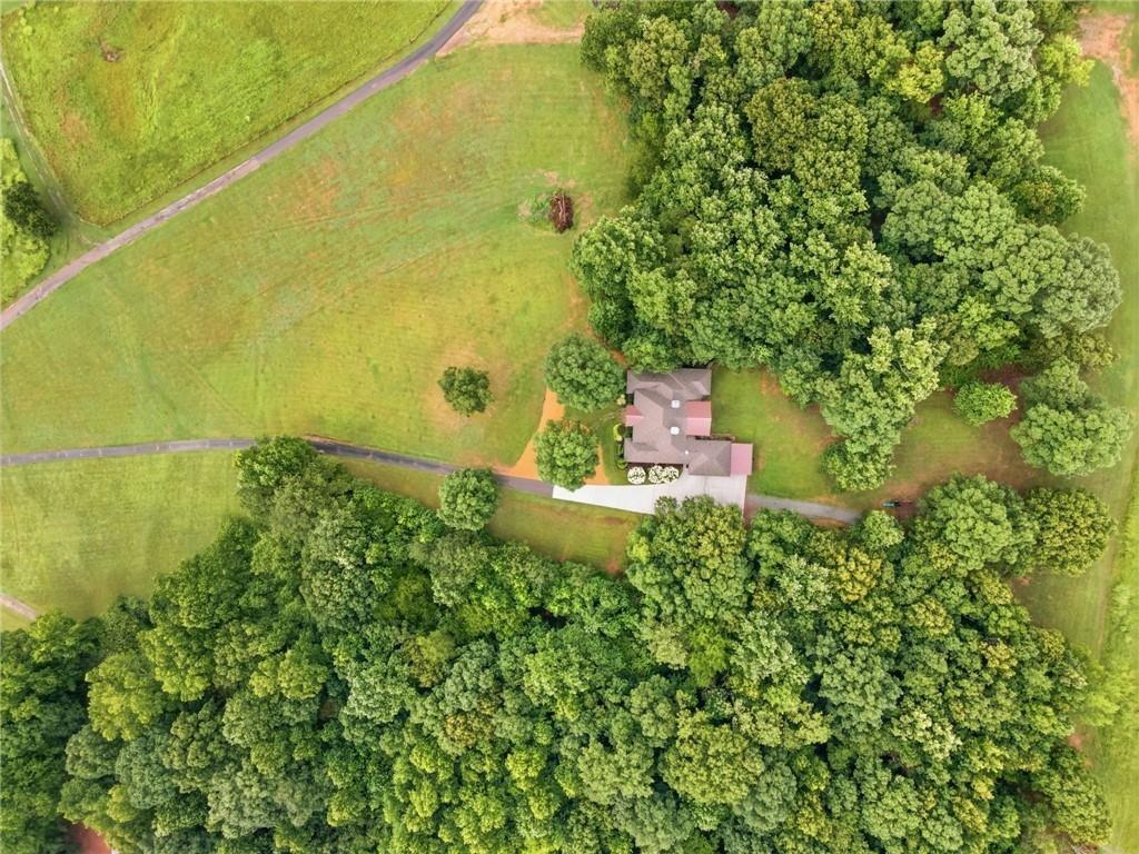 Spring Place Rd Ne, White, GA 30184