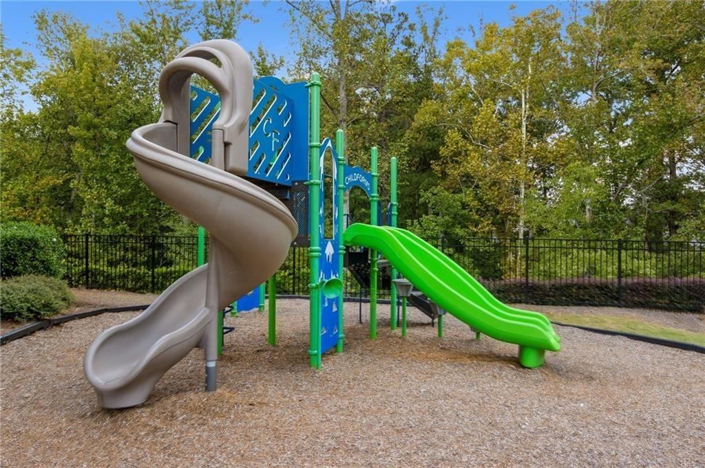 Crestwind Rd Nw, Kennesaw, GA 30152