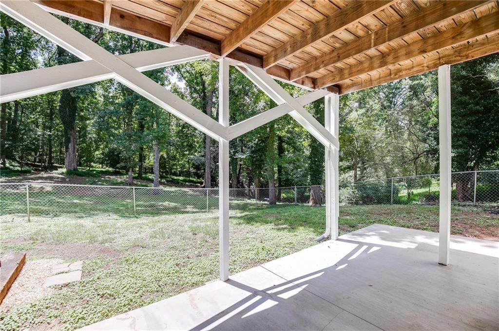 Lake Forest Dr, Oakwood, GA 30566