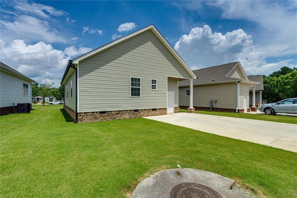 Coahulla Creek Dr, Dalton, GA 30721