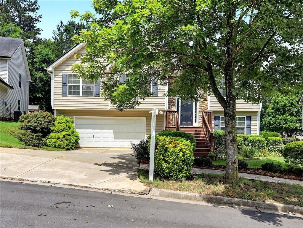 Flat Stone Ln, Snellville, GA 30039