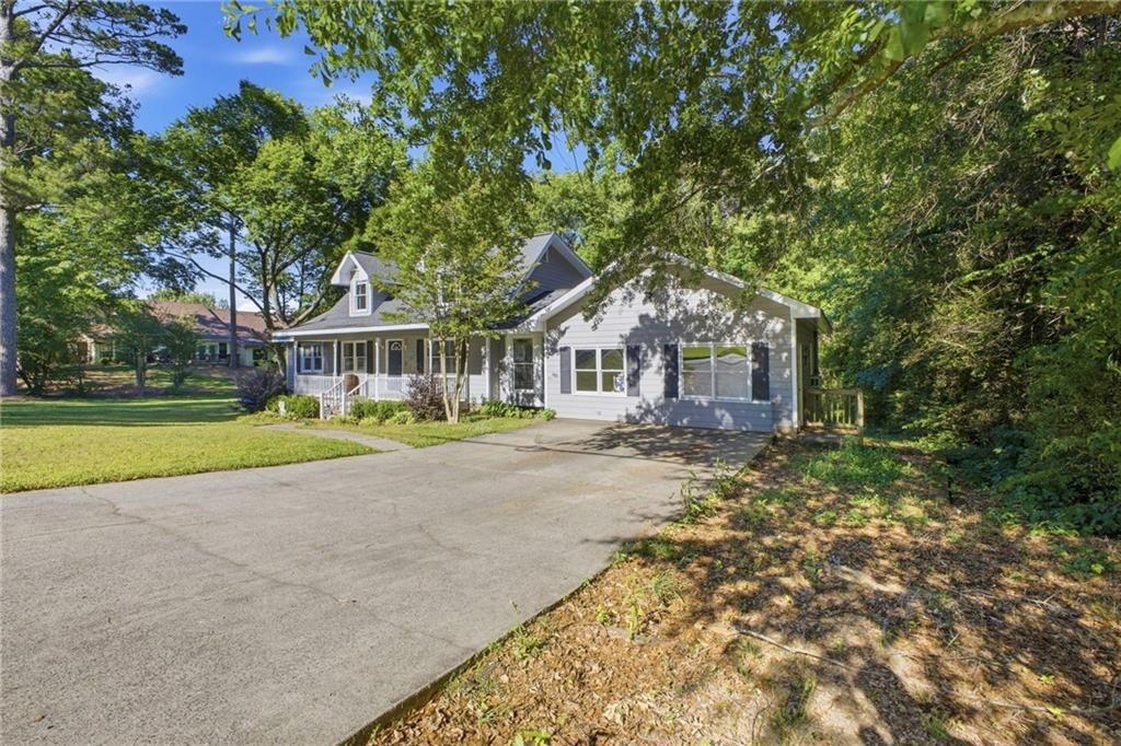 Mount Vernon Dr, Calhoun, GA 30701