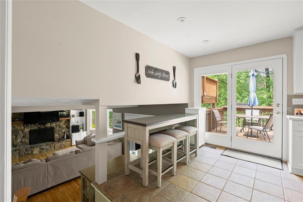 Ruby Ln, Gainesville, GA 30506