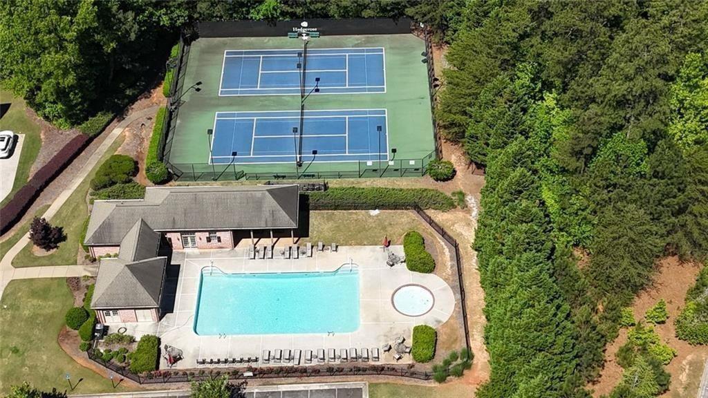 White Rose Ct Nw, Kennesaw, GA 30152