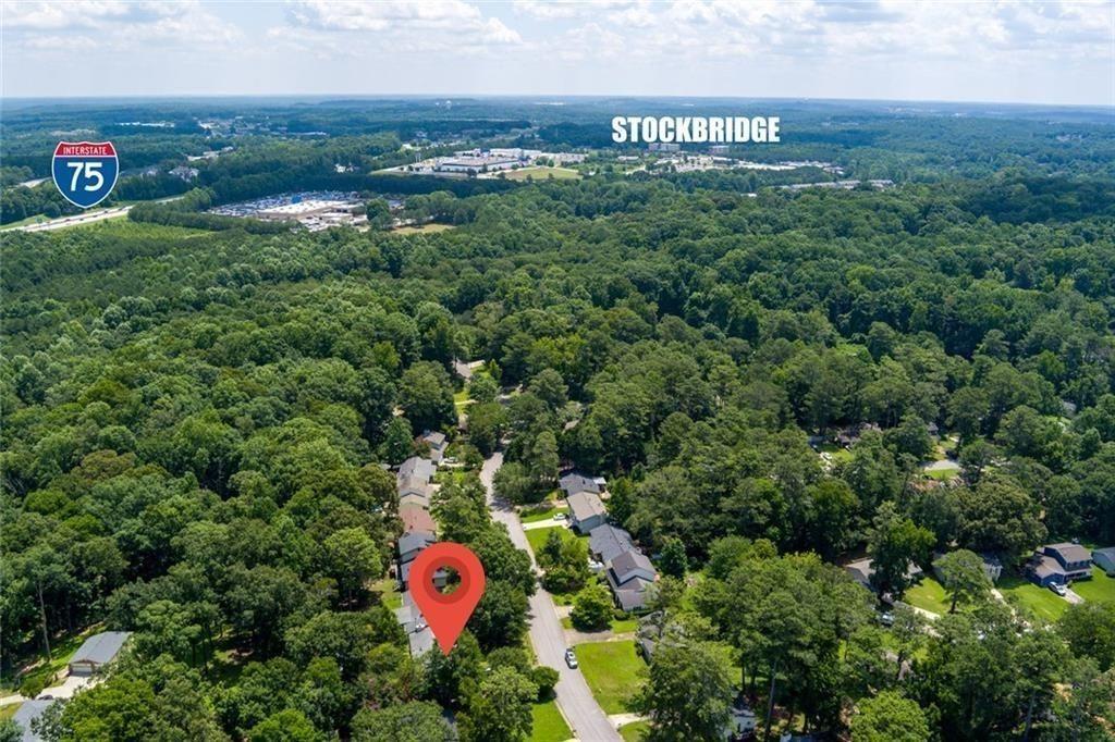 Woodhollow Ln, Jonesboro, GA 30236