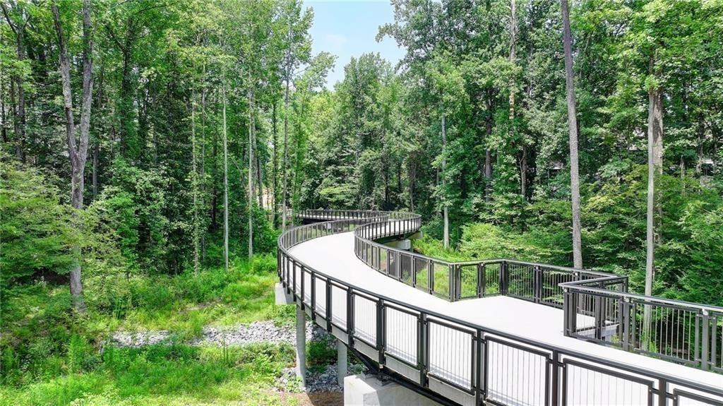 Woodland Trl, Alpharetta, GA 30009