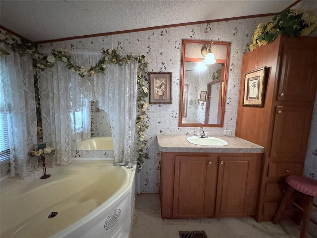 Whitestone Rd, Talking Rock, GA 30175