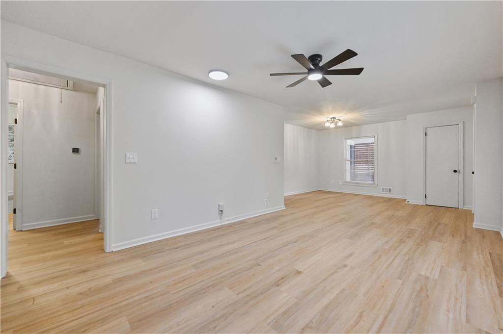 N Point Center Dr, East Point, GA 30344