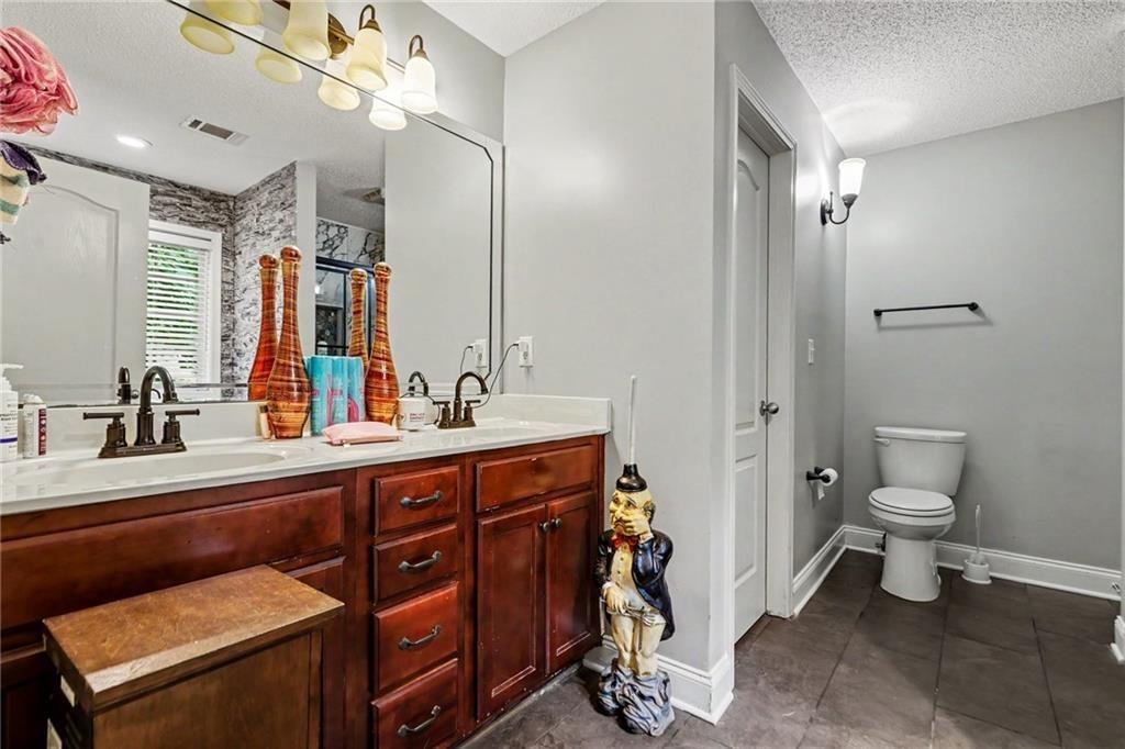 Sweetbriar Dr, Villa Rica, GA 30180