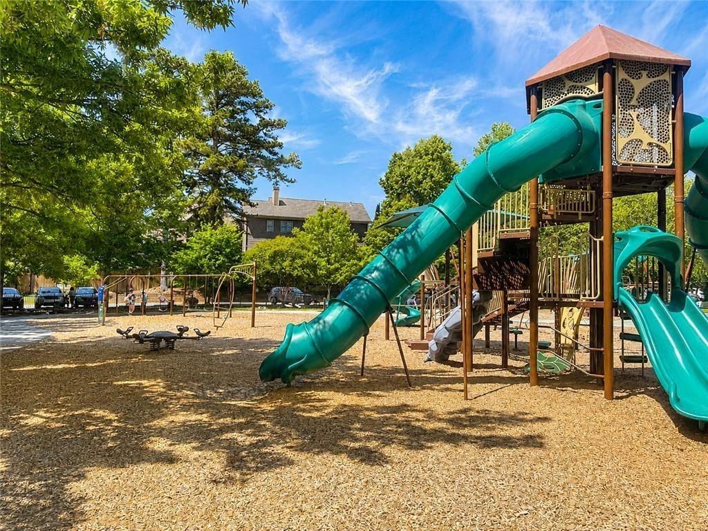 Camille Dr Ne, Brookhaven, GA 30319