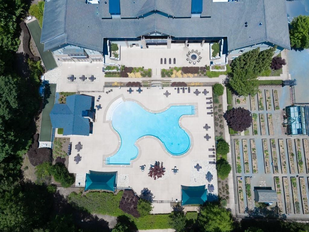 Larkspur Dr, Canton, GA 30114
