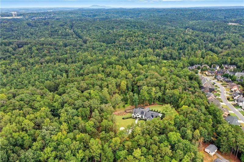 Lawson Dr, Canton, GA 30115