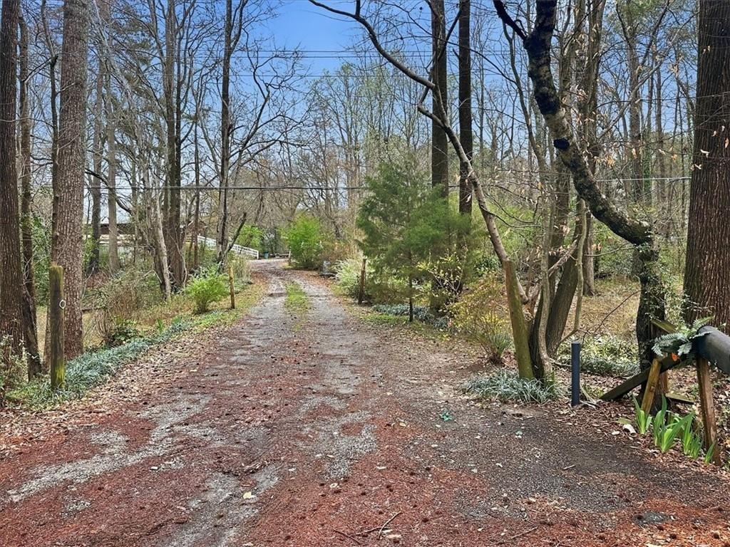Gordon Cir Sw, Mableton, GA 30126