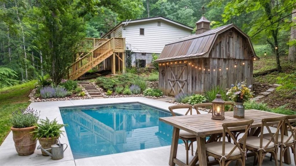 Old Mccoy Pl, Waleska, GA 30183