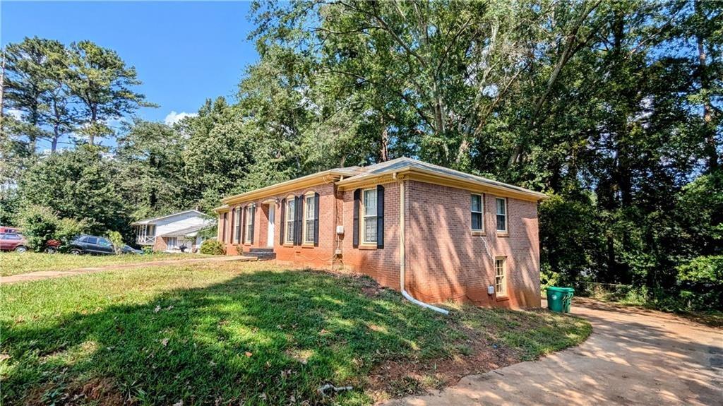 Doyal Mills Ct, Stone Mountain, GA 30083