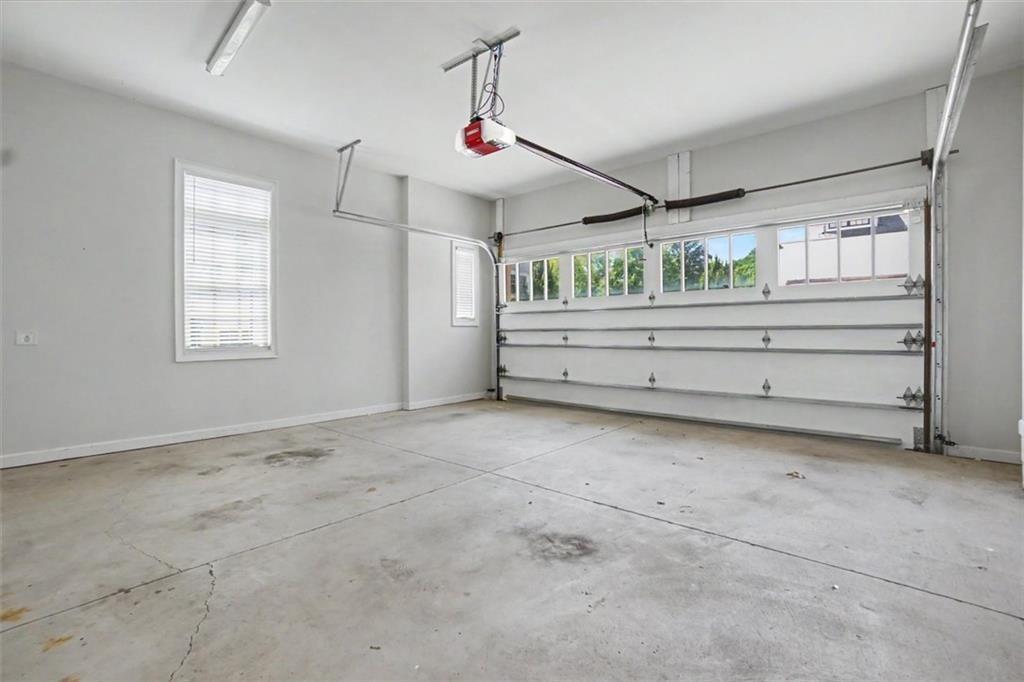 Kent Ave, Atlanta, GA 30338