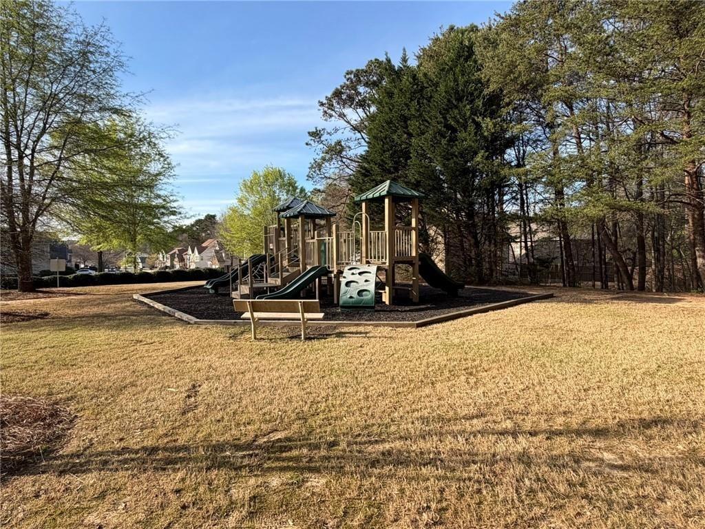 Park Hill Cir, Loganville, GA 30052