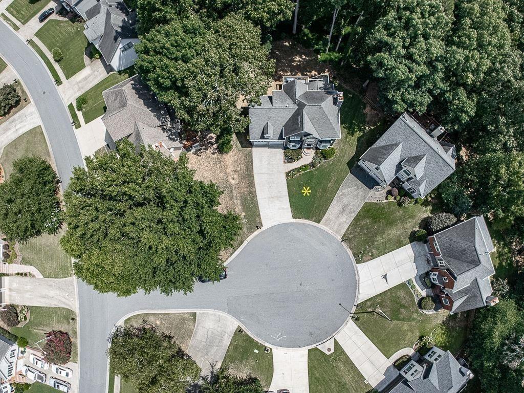 Yonah Cir, Woodstock, GA 30189
