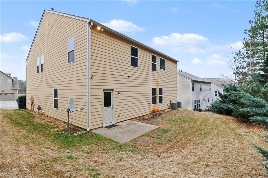 Pierless Ave, Sugar Hill, GA 30518