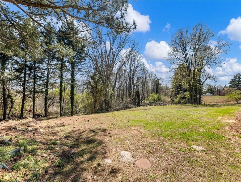 Park Ave, Baldwin, GA 30511