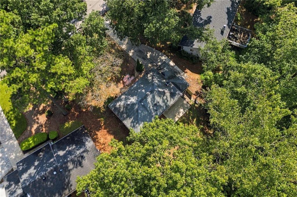 Cedar Ridge Trl, Stone Mountain, GA 30083