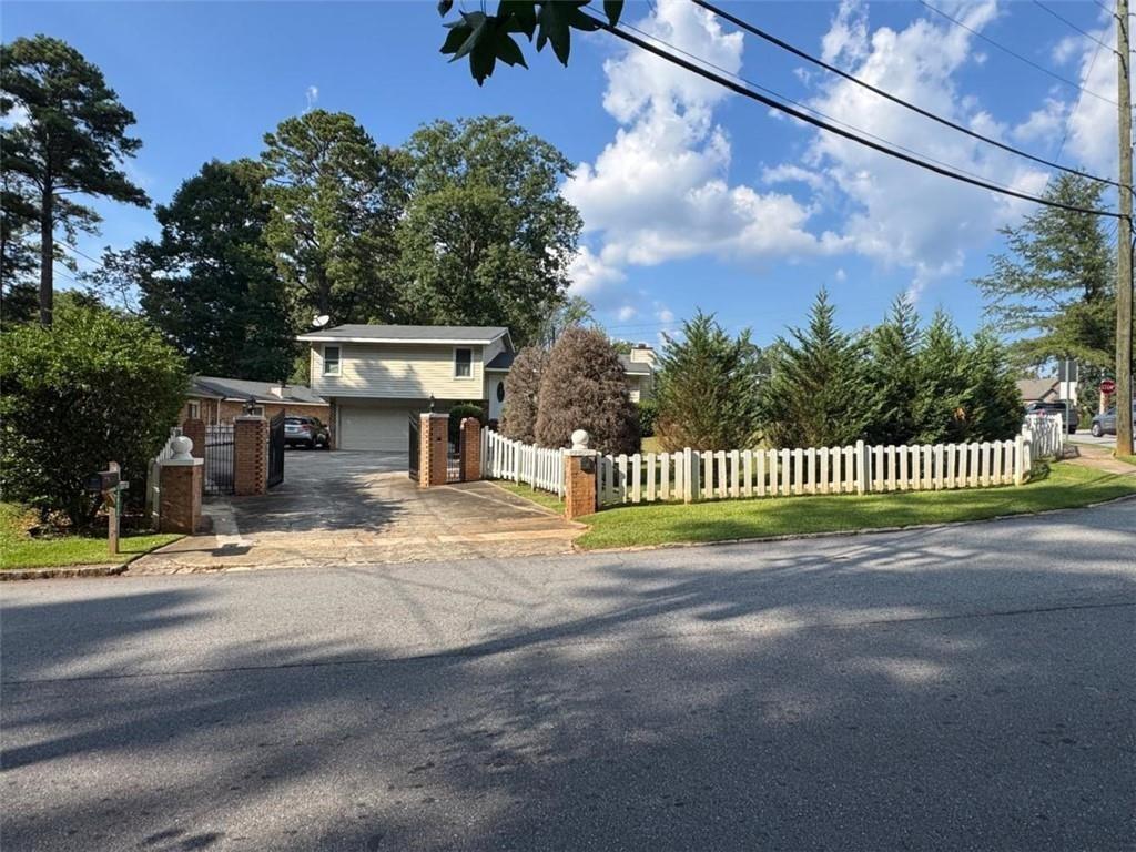 Donaldson Dr, Atlanta, GA 30341