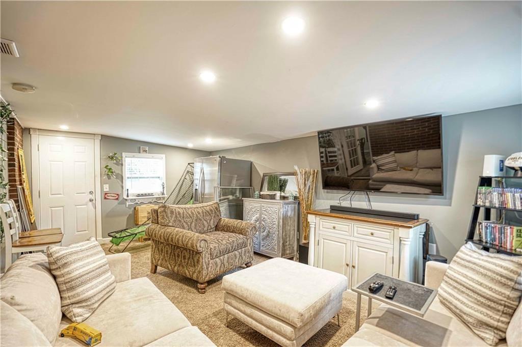 Sherwood Dr, Jonesboro, GA 30236