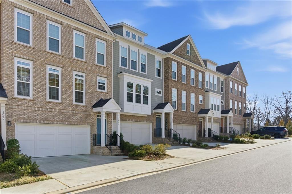 Caruso Dr, Buford, GA 30518