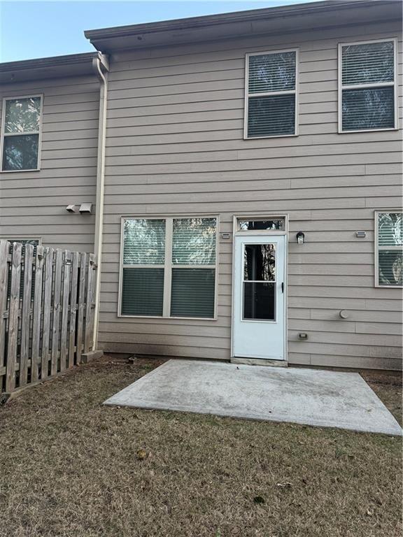 Spicy Cedar Ln, Lithonia, GA 30038