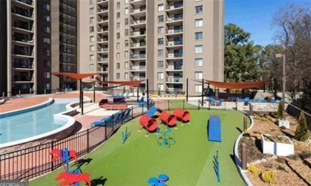 Peachtree Rd Ne, Brookhaven, GA 30319