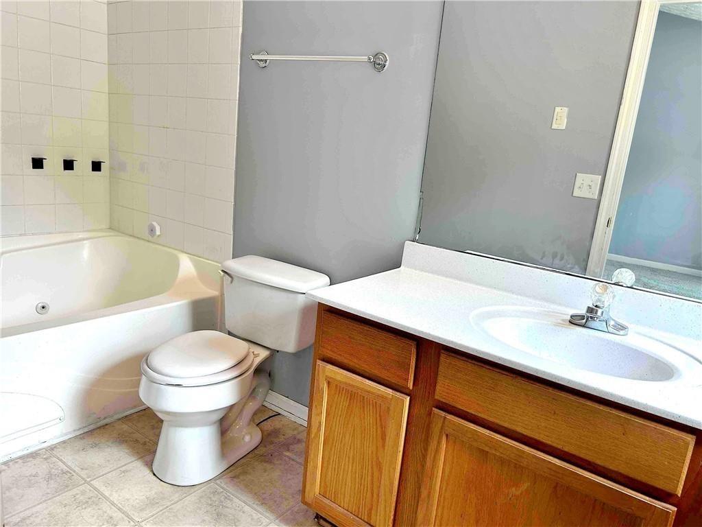 Austin Park Cir, Decatur, GA 30032