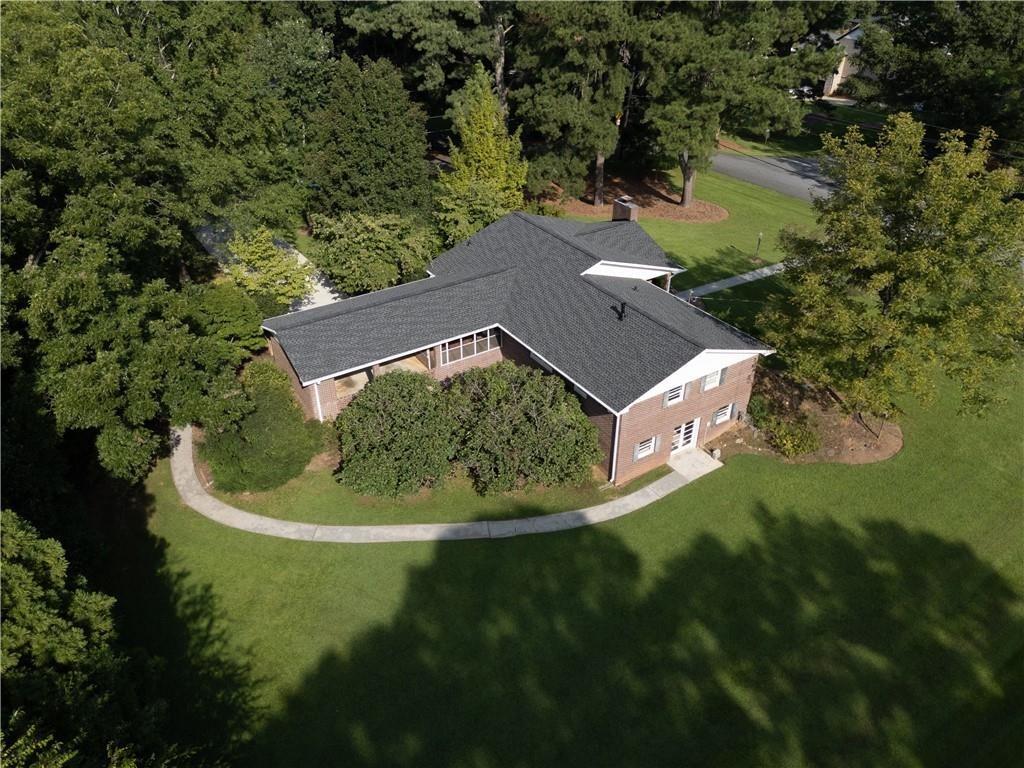 Lakewood Dr, Acworth, GA 30101