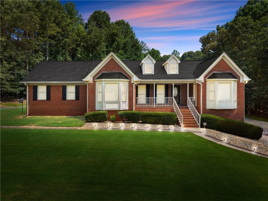 Nicholas Dr, Cumming, GA 30040