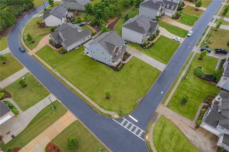 Cochin Dr, Woodstock, GA 30188